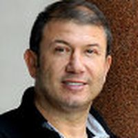 Tanju Çolak